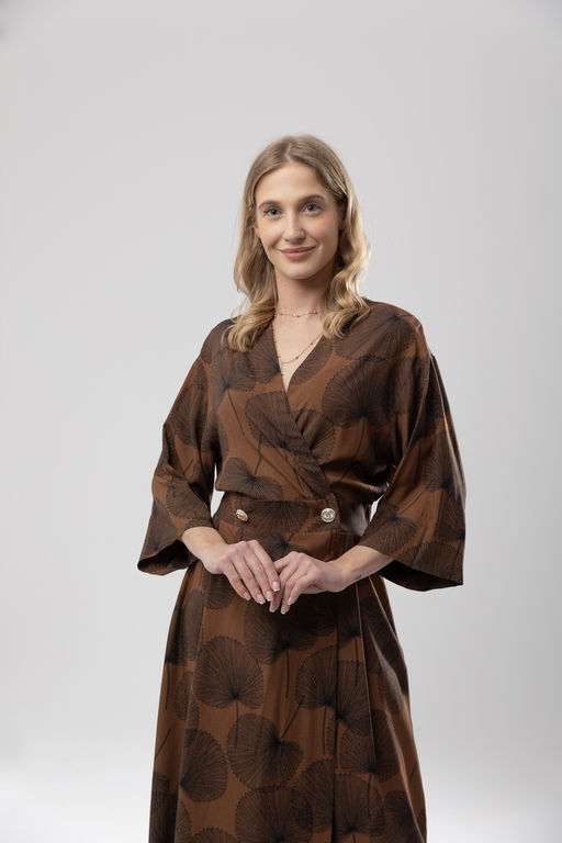 Sukienka Georgia brązowa – model damski do casualowych stylizacji.