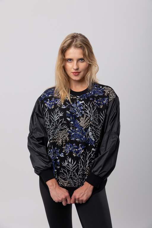 Bluza Celine – komfortowa bluza bawełniana damska o uniwersalnym kroju, idealna do codziennych stylizacji.